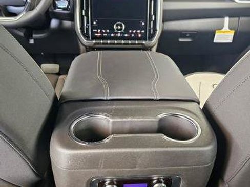 New 2026 GMC Yukon XL Elevation w/ Elevation Premium Package AWD/4WD image 40
