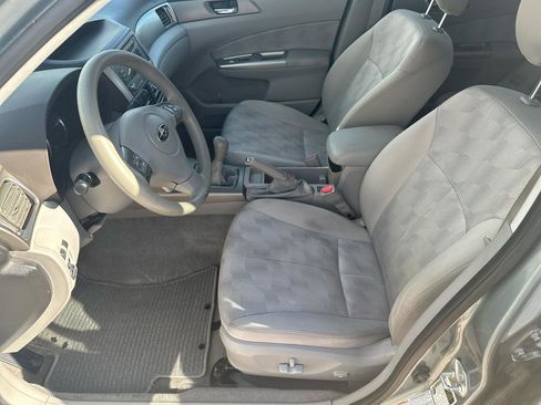 Used 2010 Subaru Forester 2.5X Premium w/ Popular Equipment Group 1A AWD/4WD image 9