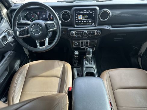 Used 2022 Jeep Wrangler Unlimited Sahara w/ Cold Weather Group image 23