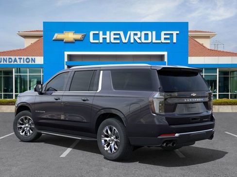 New 2025 Chevrolet Suburban Premier image 3