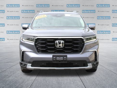 Used 2025 Honda Pilot Elite image 2