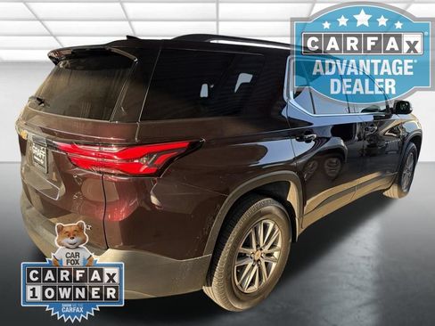 Used 2022 Chevrolet Traverse LT w/ LPO, Floor Liner Package FWD image 2