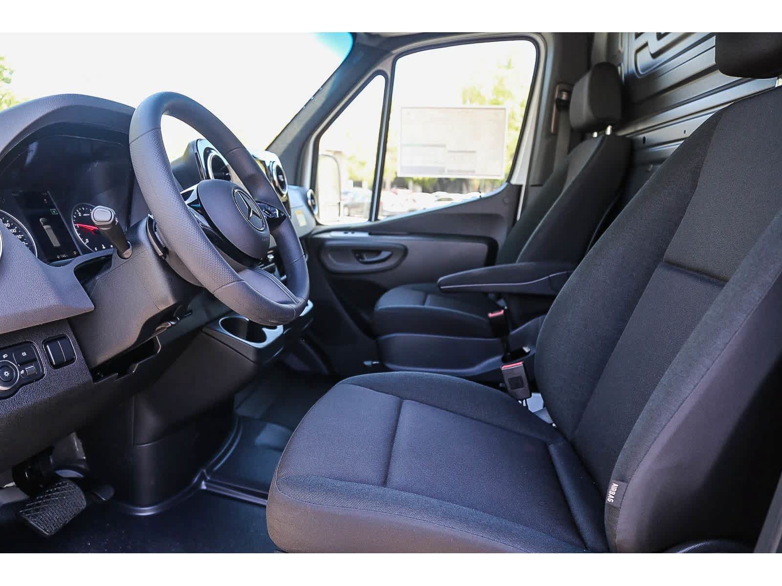 New 2026 Mercedes-Benz Sprinter 2500 image 17