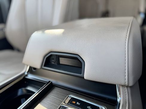 Used 2024 Ford Expedition Max Limited image 24