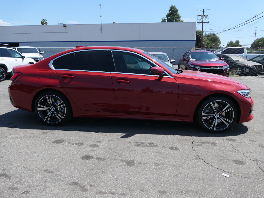 Used 2021 BMW 330e w/ Premium Package RWD image 2
