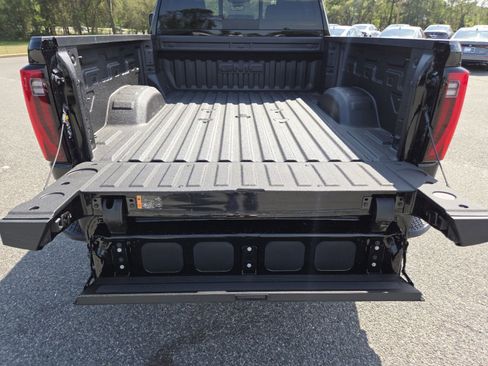 New 2026 GMC Sierra 2500 Denali w/ Denali Reserve Package AWD/4WD image 26