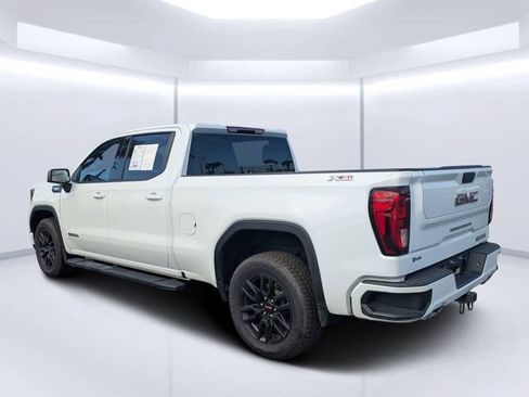 Used 2022 GMC Sierra 1500 Elevation w/ X31 Off-Road Package AWD/4WD image 5