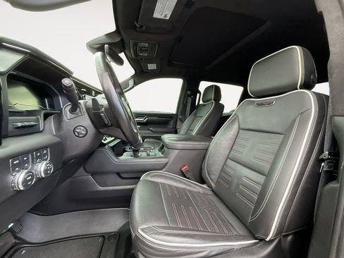 Used 2023 GMC Sierra 1500 AT4X image 9