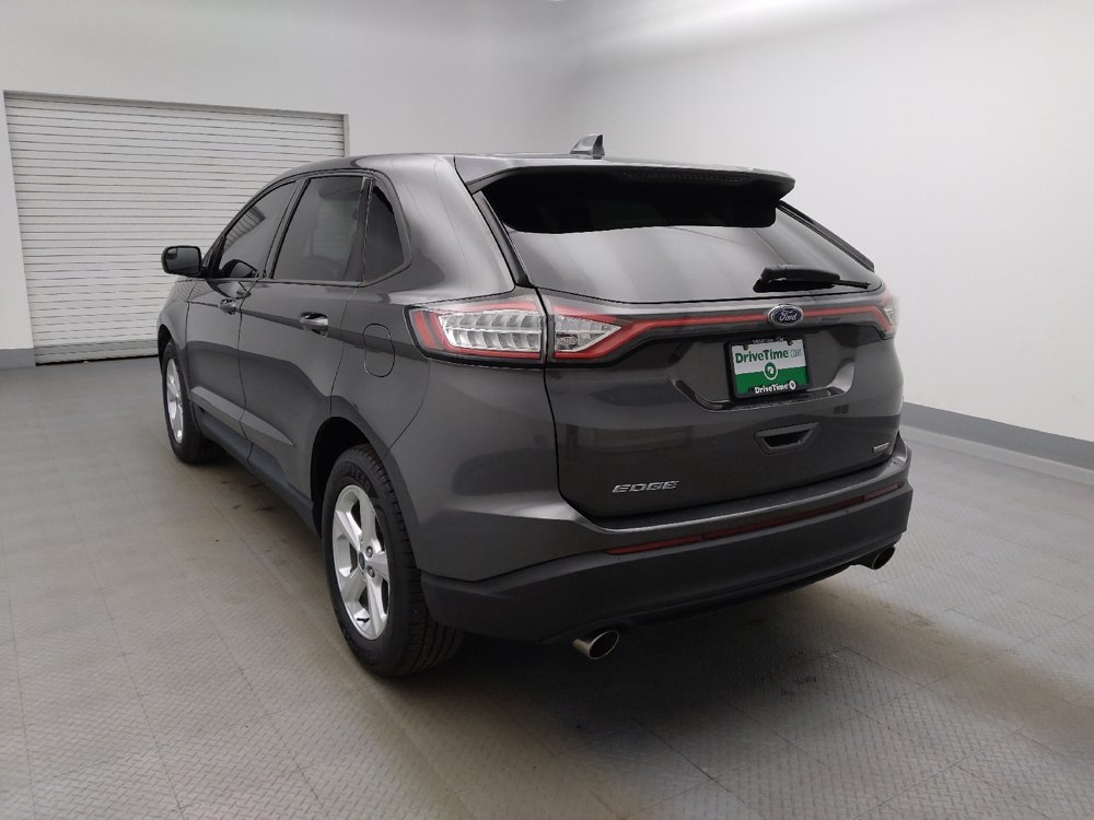 Used 2018 Ford Edge SE FWD image 5