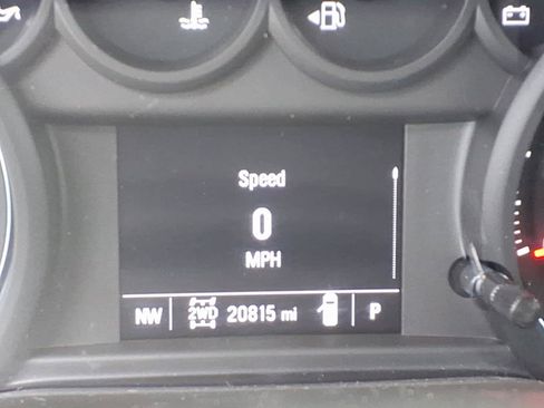 Used 2023 Chevrolet Silverado 1500 Custom AWD/4WD image 12