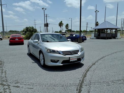 Used 2014 Honda Accord EX-L image 2