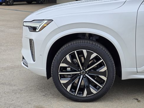 New 2026 Volvo XC90 B6 Ultra image 11