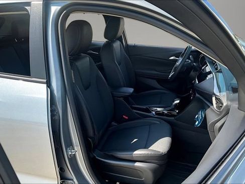 Used 2023 Buick Encore GX Preferred w/ Cold Weather Comfort Package AWD/4WD image 27