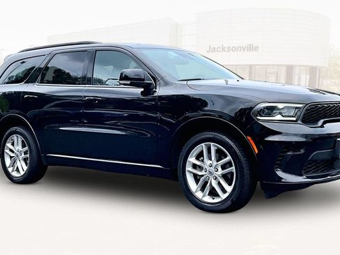 Used 2024 Dodge Durango GT AWD/4WD image 3