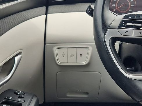 Certified 2024 Hyundai Tucson SEL w/ Convenience Package FWD image 12
