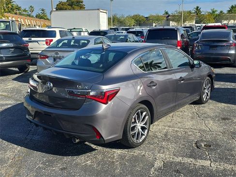 Used 2019 Acura ILX w/ Premium Package image 3