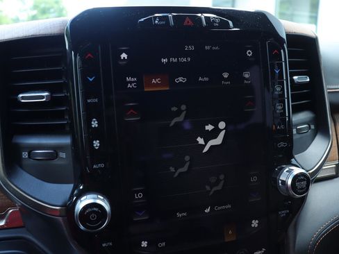 Used 2019 RAM 1500 Limited AWD/4WD image 26