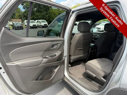 Used 2023 Chevrolet Traverse LT AWD/4WD image 30