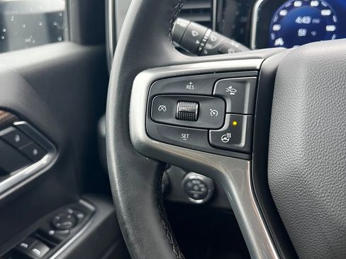 Used 2025 Chevrolet Silverado 2500 LT w/ Convenience Package image 24