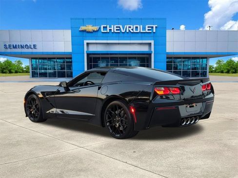 Used 2019 Chevrolet Corvette Stingray Coupe RWD image 3