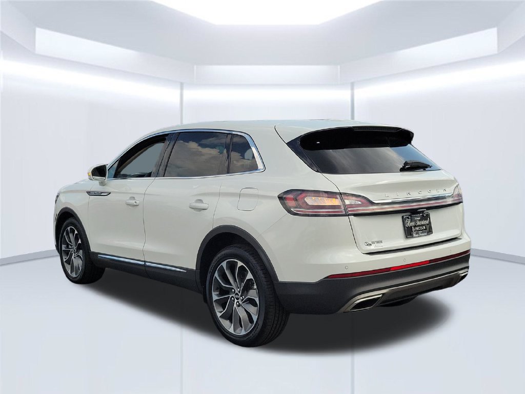 Certified 2023 Lincoln Nautilus Reserve AWD/4WD image 8