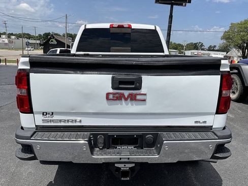 Used 2016 GMC Sierra 2500 SLE w/ SLE Convenience Package AWD/4WD image 4