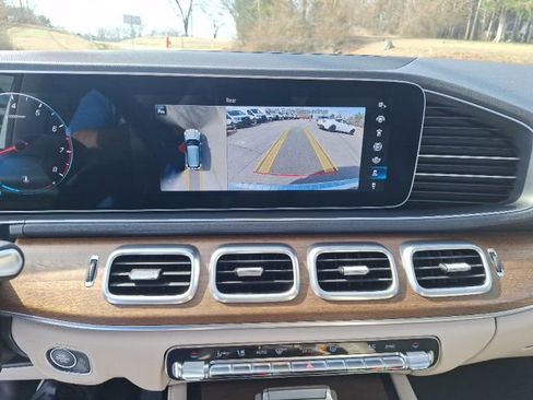 Used 2020 Mercedes-Benz GLE 350 4MATIC image 24