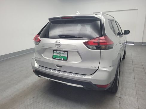 Used 2017 Nissan Rogue S w/ S Appearance Package AWD/4WD image 7