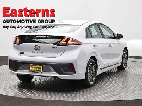 Used 2021 Hyundai Ioniq Limited FWD image 5