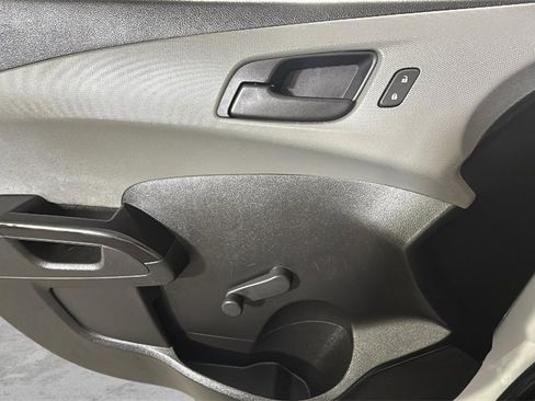 Used 2019 Chevrolet Sonic LT image 23