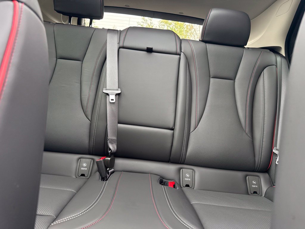 Used 2023 Buick Envision Essence w/ Technology Package I AWD/4WD image 25