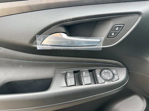 New 2026 Buick Envista Sport Touring w/ Convenience I Package FWD image 11