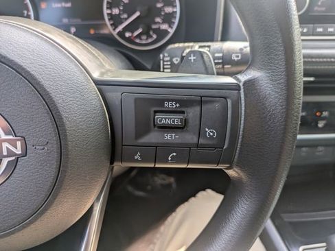 Used 2023 Nissan Rogue S AWD/4WD image 22