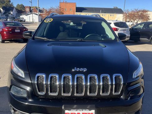 Used 2015 Jeep Cherokee Latitude w/ Cold Weather Group image 3