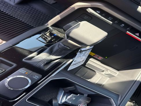 New 2026 Toyota Tundra Limited AWD/4WD image 24