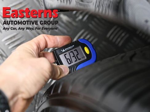 Used 2018 Tesla Model 3 Long Range image 25