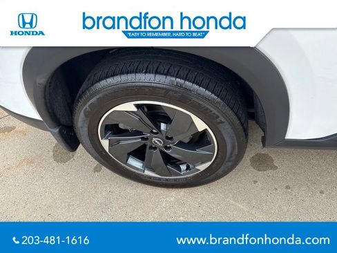Used 2025 Nissan Rogue SV w/ SV Premium Package AWD/4WD image 34