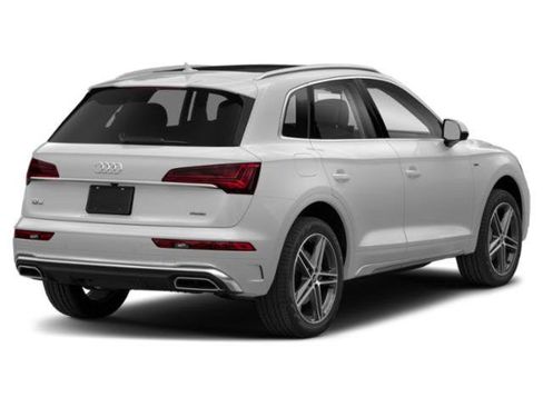 Used 2021 Audi Q5 e Prestige w/ Prestige Package AWD/4WD image 2