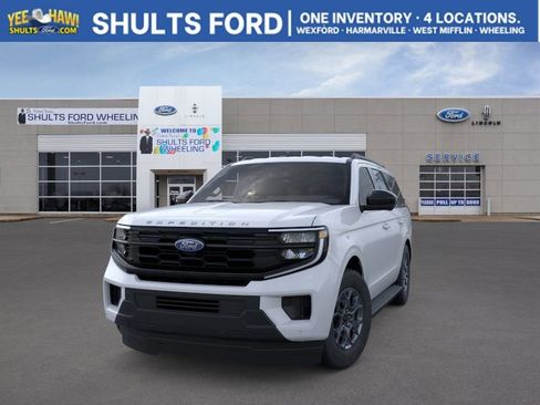 New 2026 Ford Expedition Active AWD/4WD image 2