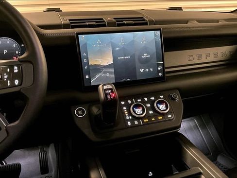 Certified 2025 Land Rover Defender 110 S AWD/4WD image 5