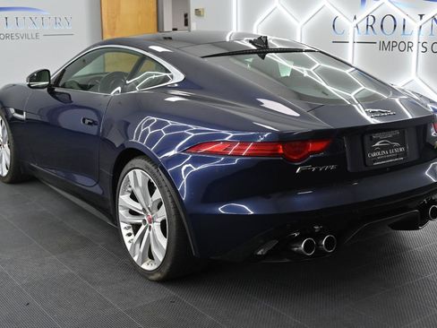 Used 2015 Jaguar F-TYPE R RWD image 2