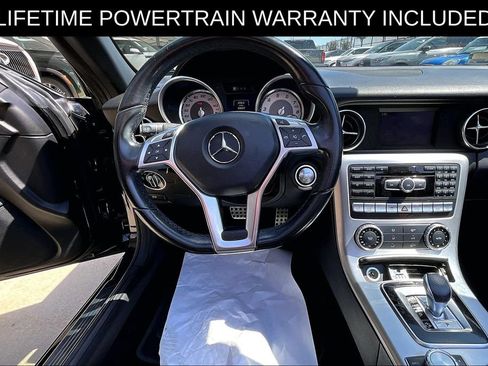 Used 2016 Mercedes-Benz SLK 300 image 6