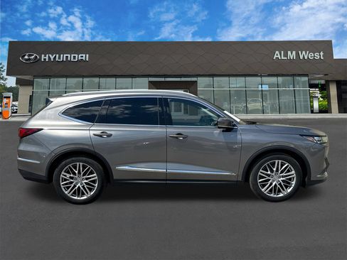 Used 2023 Acura MDX w/ Advance Package AWD/4WD image 4