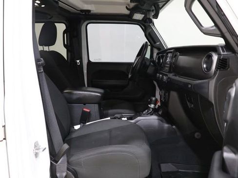 Used 2021 Jeep Wrangler Unlimited Sport AWD/4WD image 37