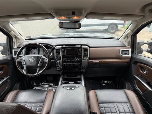 Used 2019 Nissan Titan Platinum Reserve w/ Platinum Utility Package AWD/4WD image 36