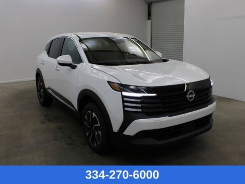 New 2025 Nissan Kicks SV image 6