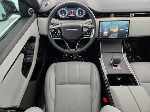 Used 2026 Land Rover Range Rover Evoque S AWD/4WD image 12