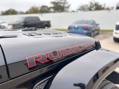 Used 2021 Jeep Wrangler Unlimited Rubicon image 34