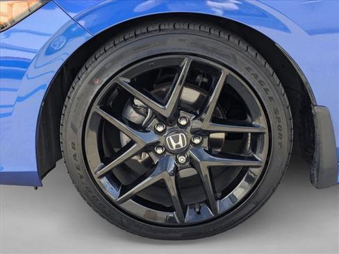 Used 2023 Honda Civic Sport image 23