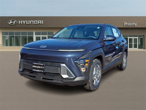 New 2026 Hyundai Kona SE image 1